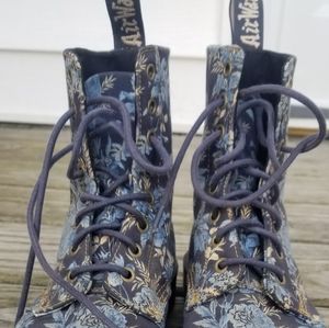 Dr. Martens Air Wair